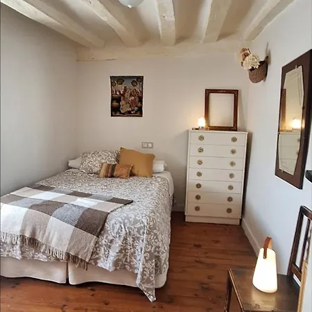 Apartamento Casa Kontrasta Contrasta